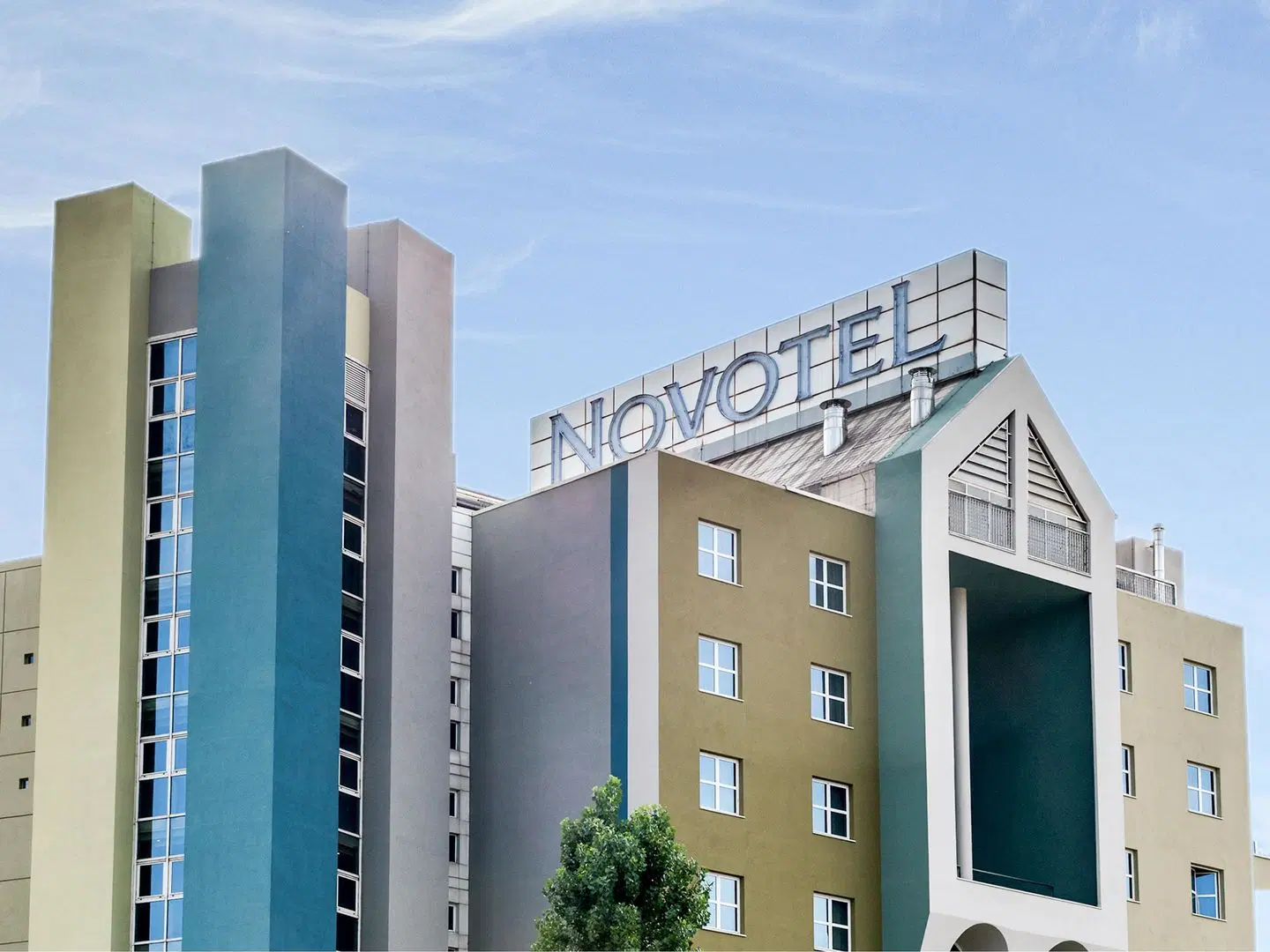 Novotel Florence North Airport Hotel EXTERIOR