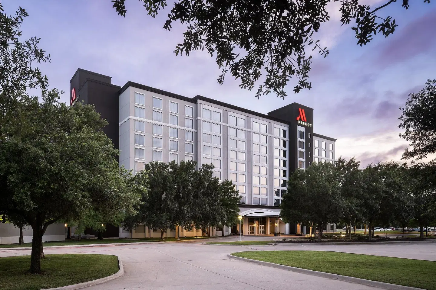 Dallas/Fort Worth Marriott Hotel & Golf Club at Champions Circle EXTERIOR