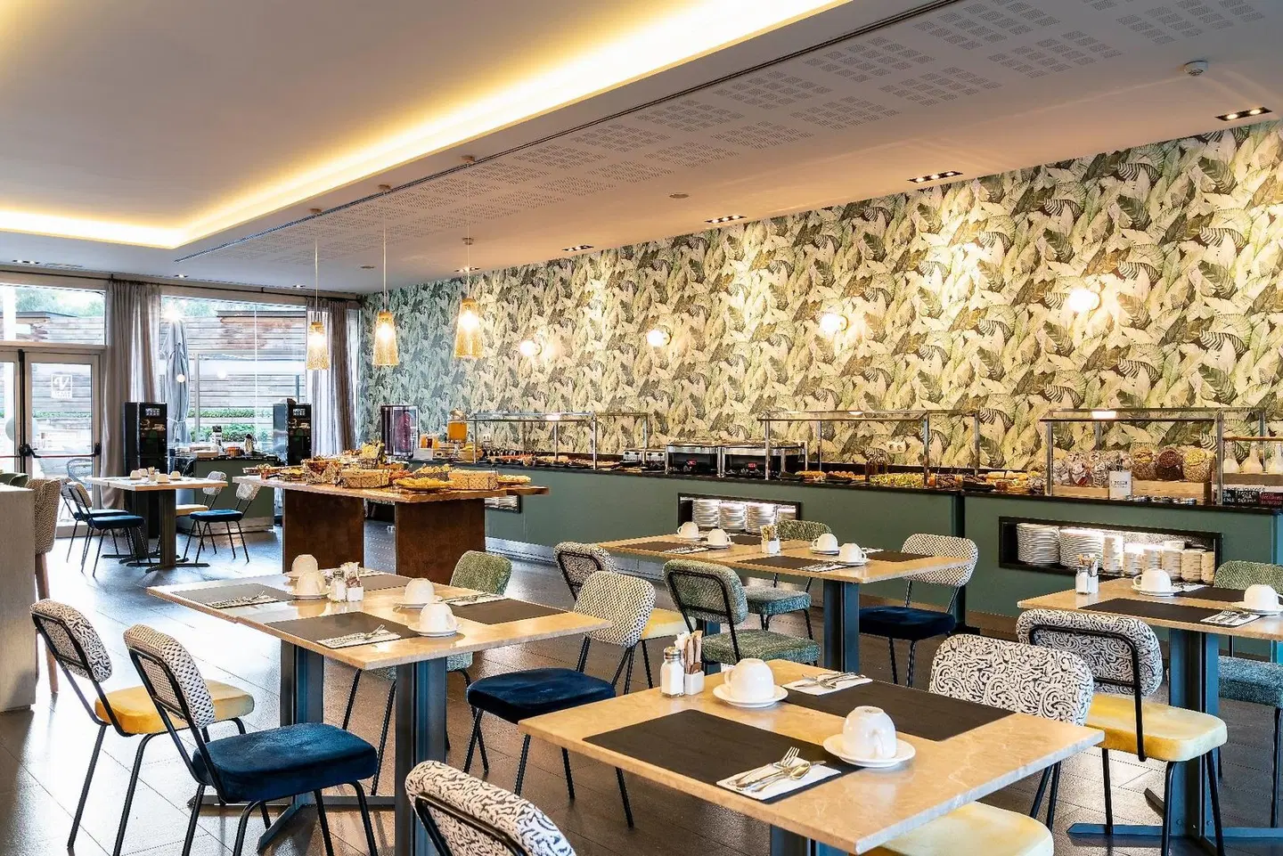 Vincci Maritimo Restaurant