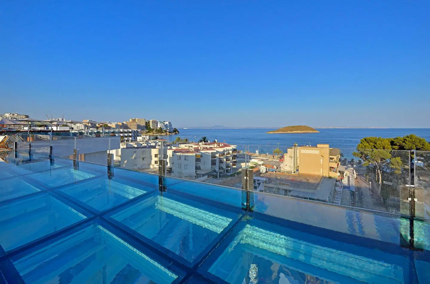 Innside by Melia Calvia Beach Terrasse