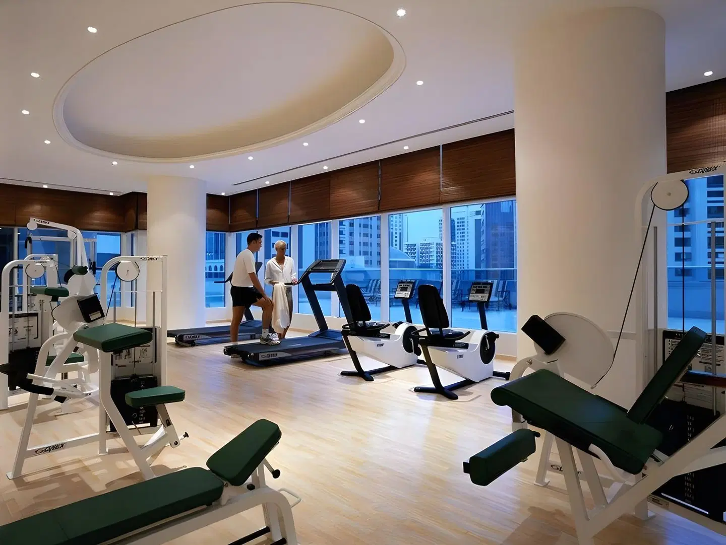 Corniche Hotel Abu Dhabi SPORTS_AND_LEISURE