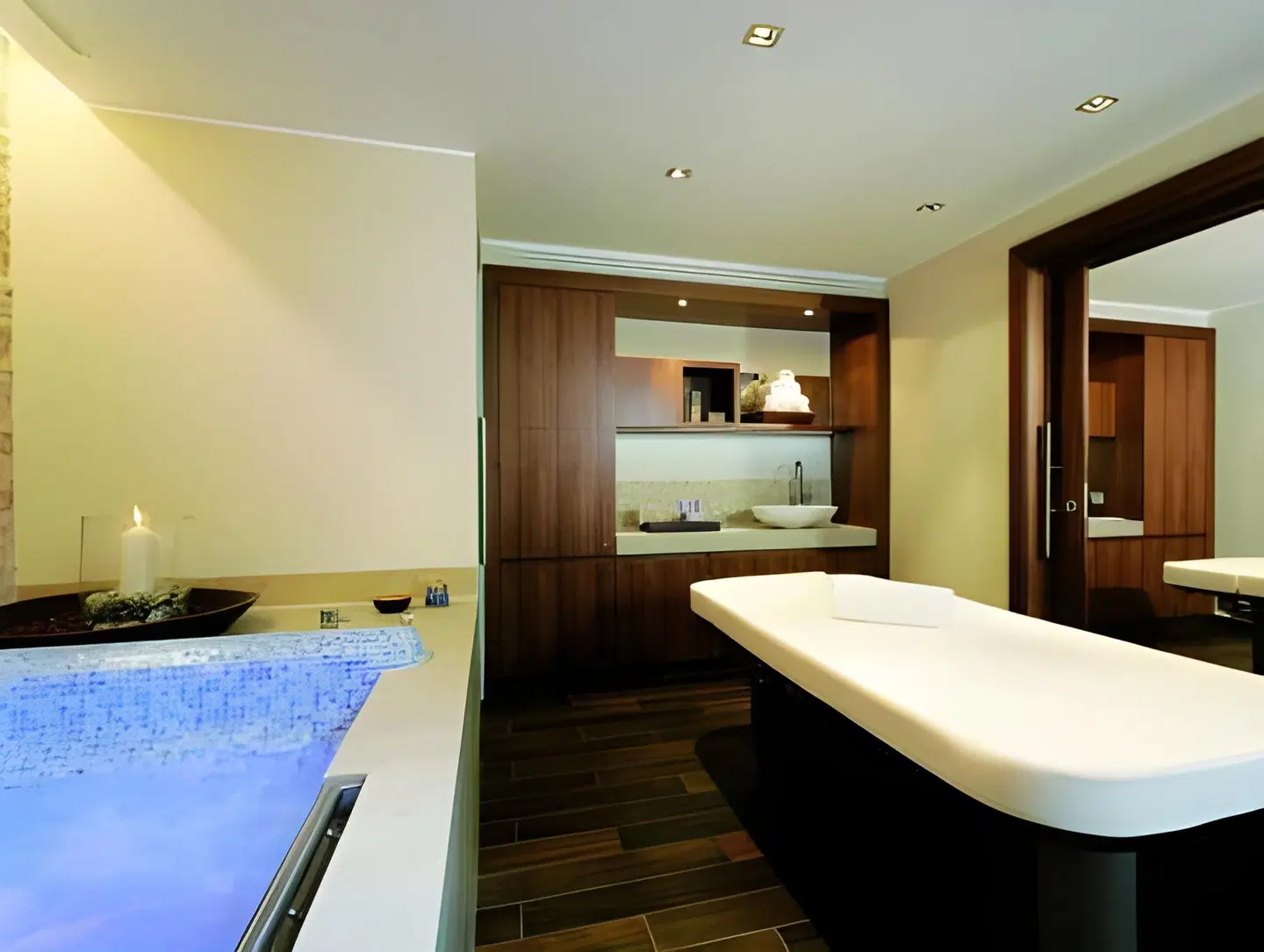 Alpenhof Murnau BATHROOM