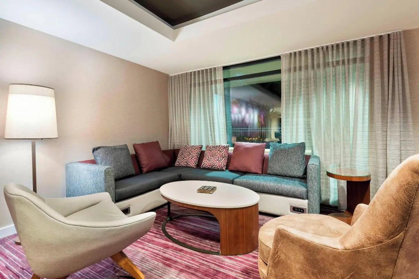 Courtyard by Marriott Asheville ROOM_EXAMPLE