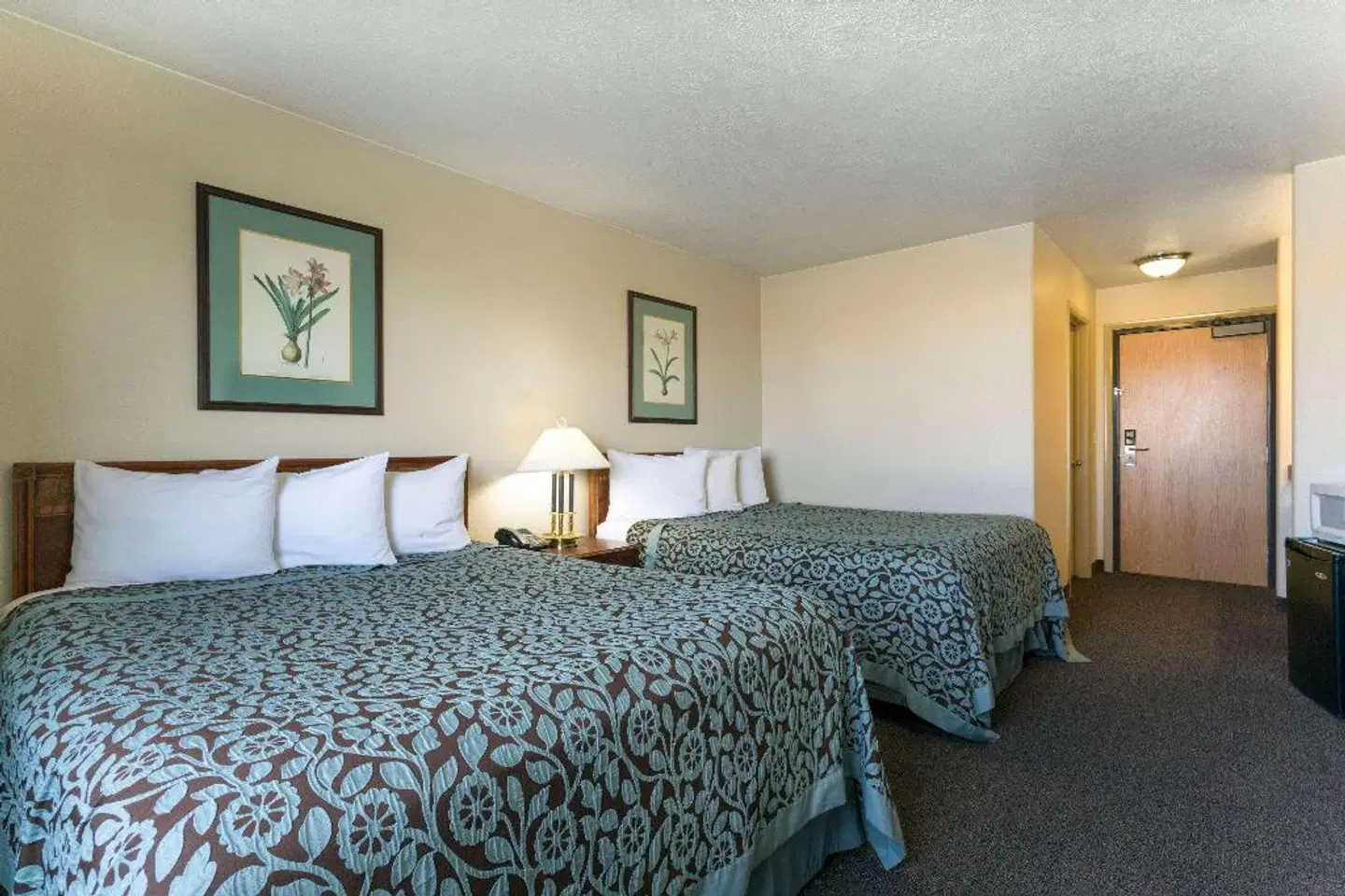 Days Inn by Wyndham Beaver ROOM_EXAMPLE