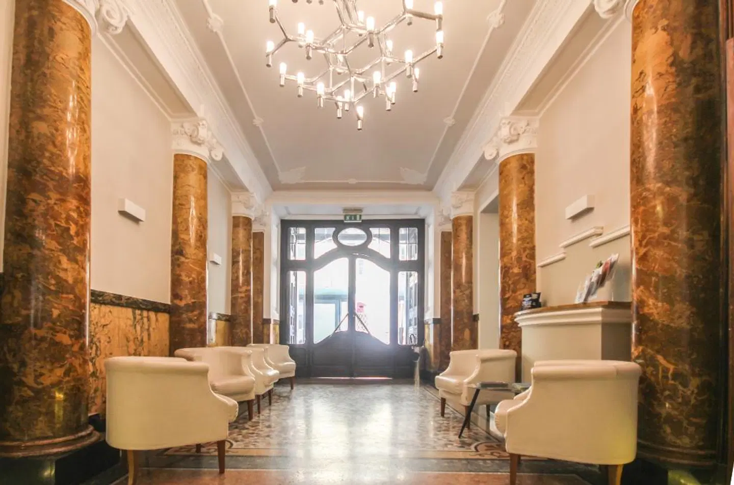 Green Class Hotel Astoria LOUNGE_LOBBY