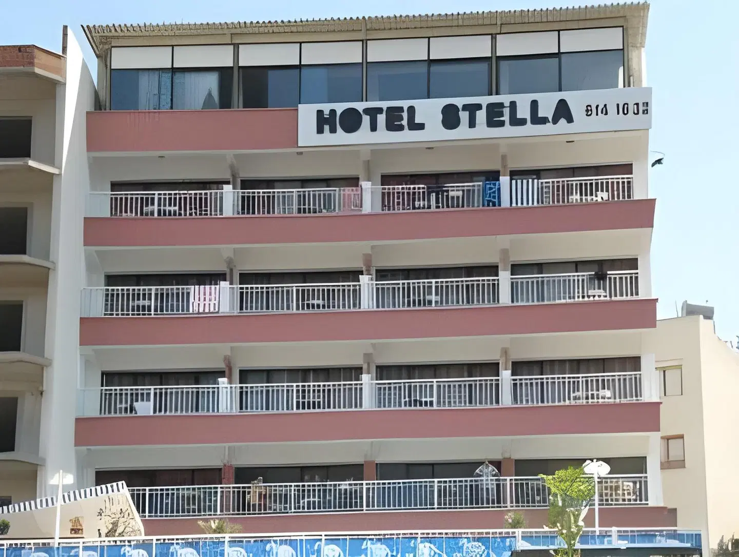 Stella EXTERIOR