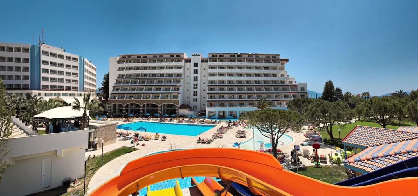 Batihan Beach Resort & Spa SPORTS_AND_LEISURE