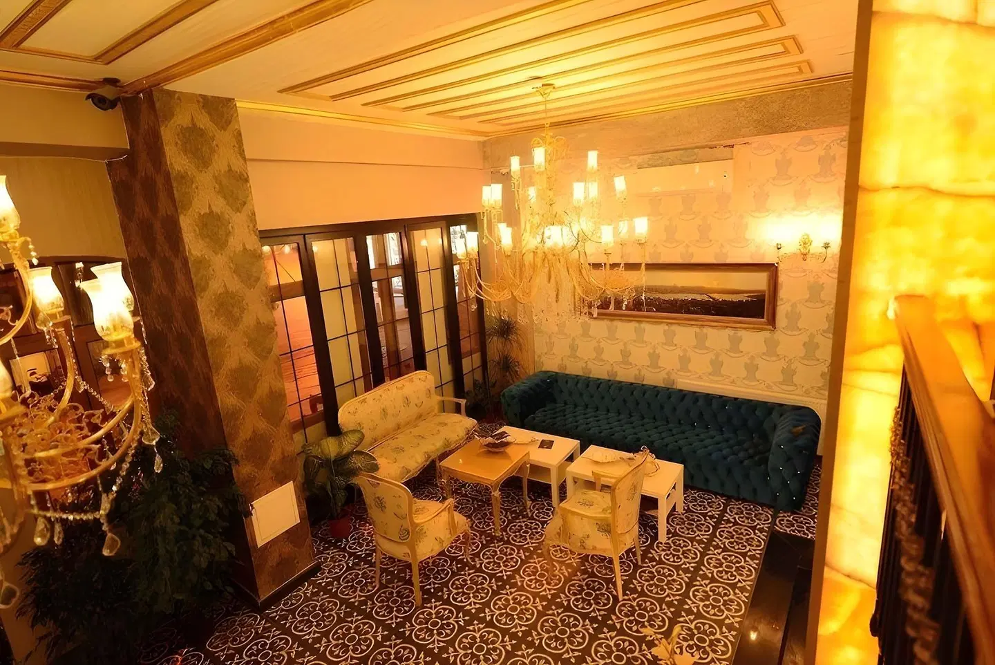 Istanbul Royal Hotel Bar