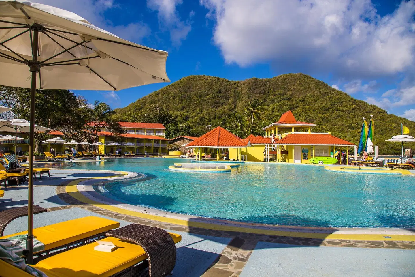 Starfish St Lucia OUTDOOR_POOL