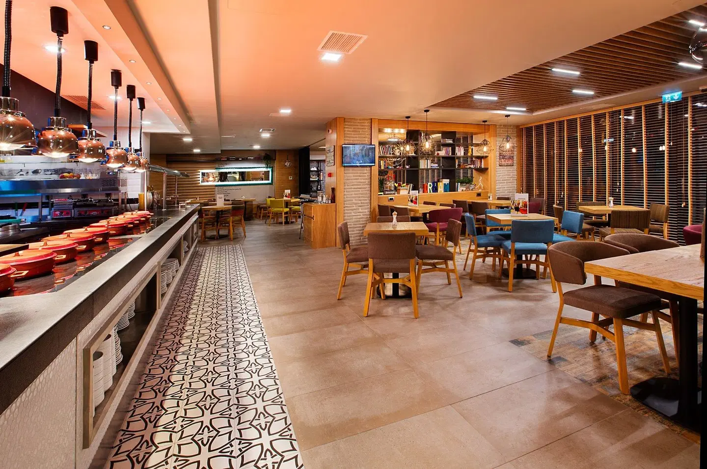 Holiday Inn Istanbul - Kadikoy by IHG Bar