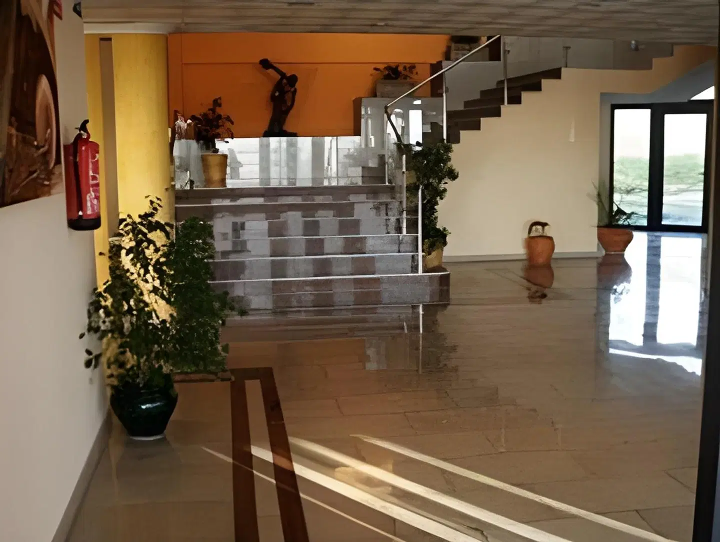 Romero Merida LOUNGE_LOBBY