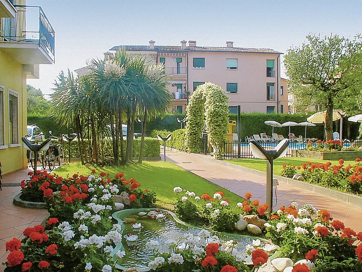 Bella Peschiera EXTERIOR