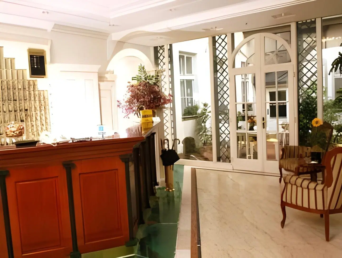 Adlon LOUNGE_LOBBY