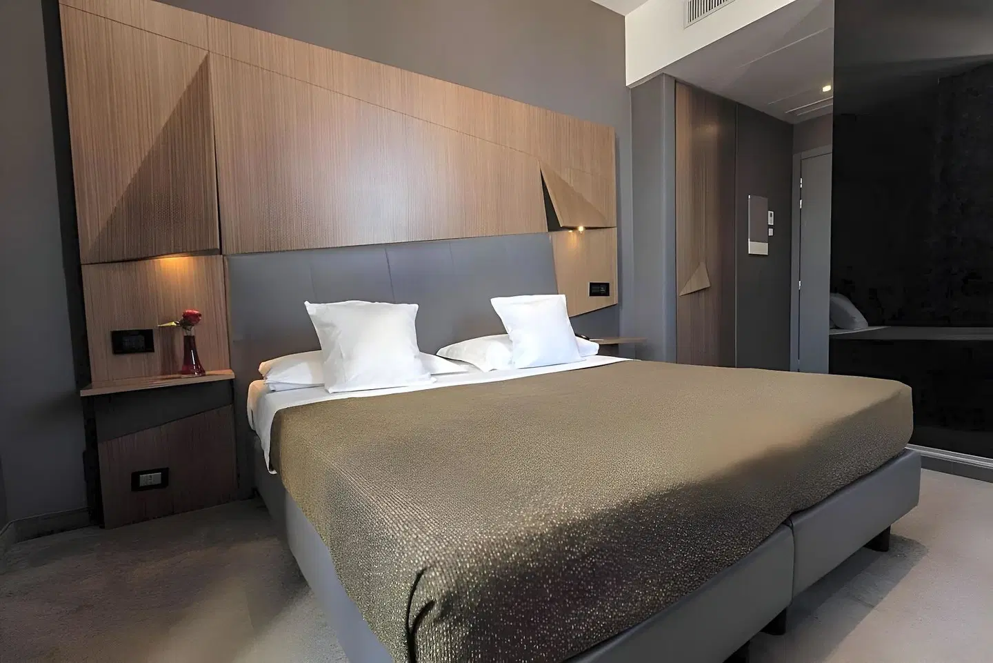 Hotel The Building ROOM_EXAMPLE