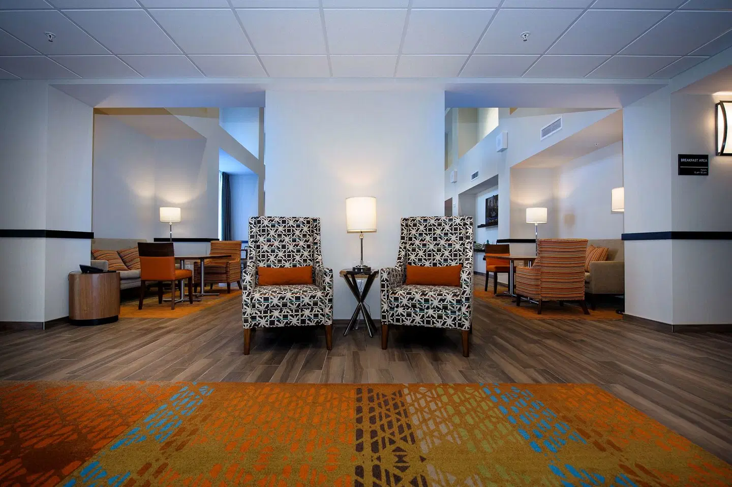 Hampton Inn & Suites by Hilton Truro LOUNGE_LOBBY