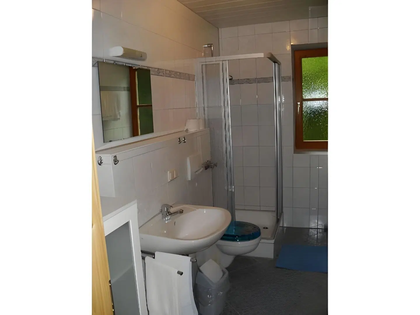 Cafe-Pension Dörfl BATHROOM