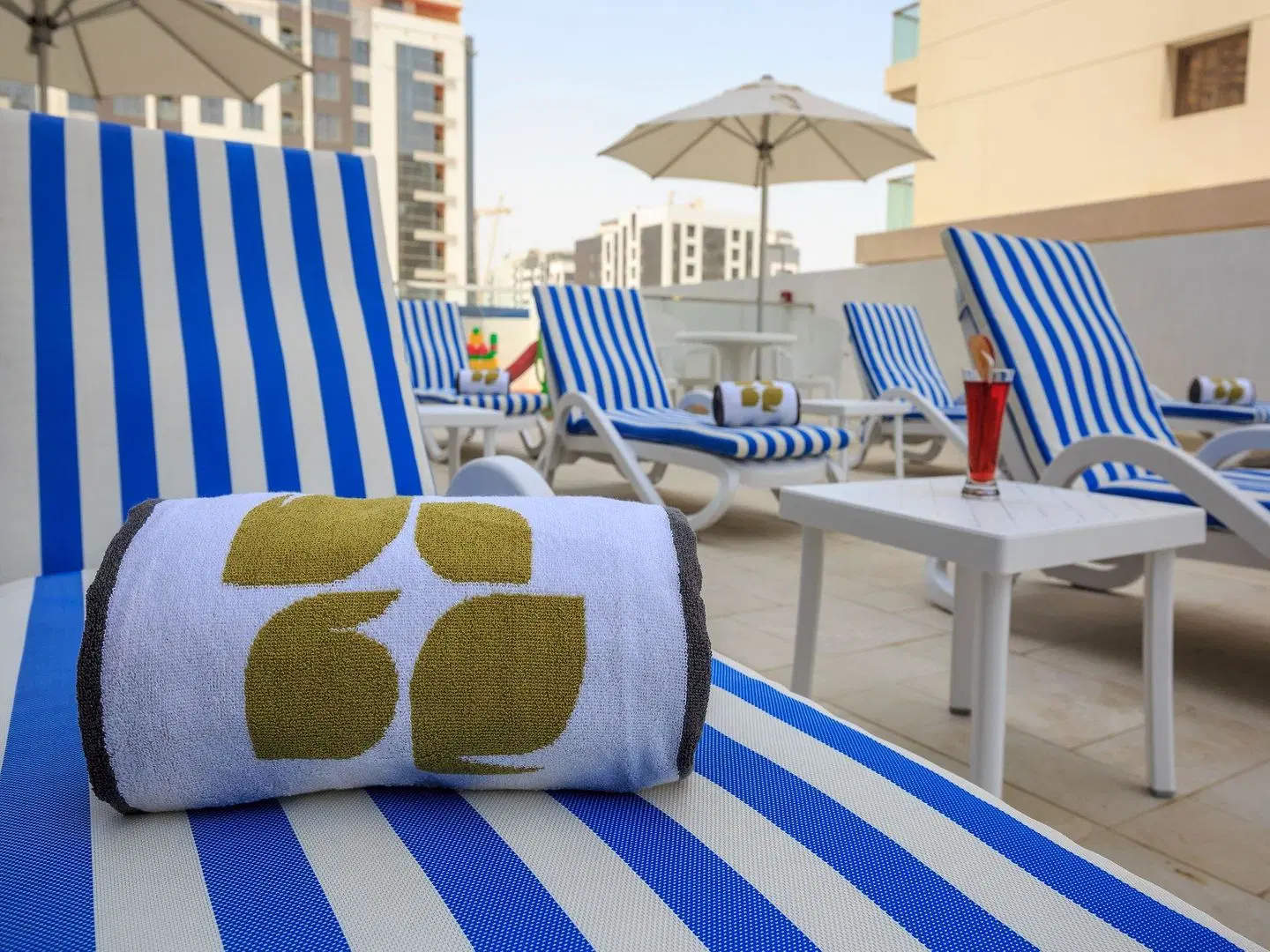 Rose Executive Hotel DWTC Terrasse