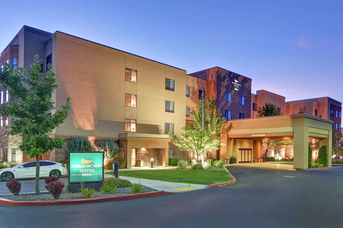 Homewood Suites by Hilton Reno EXTERIOR