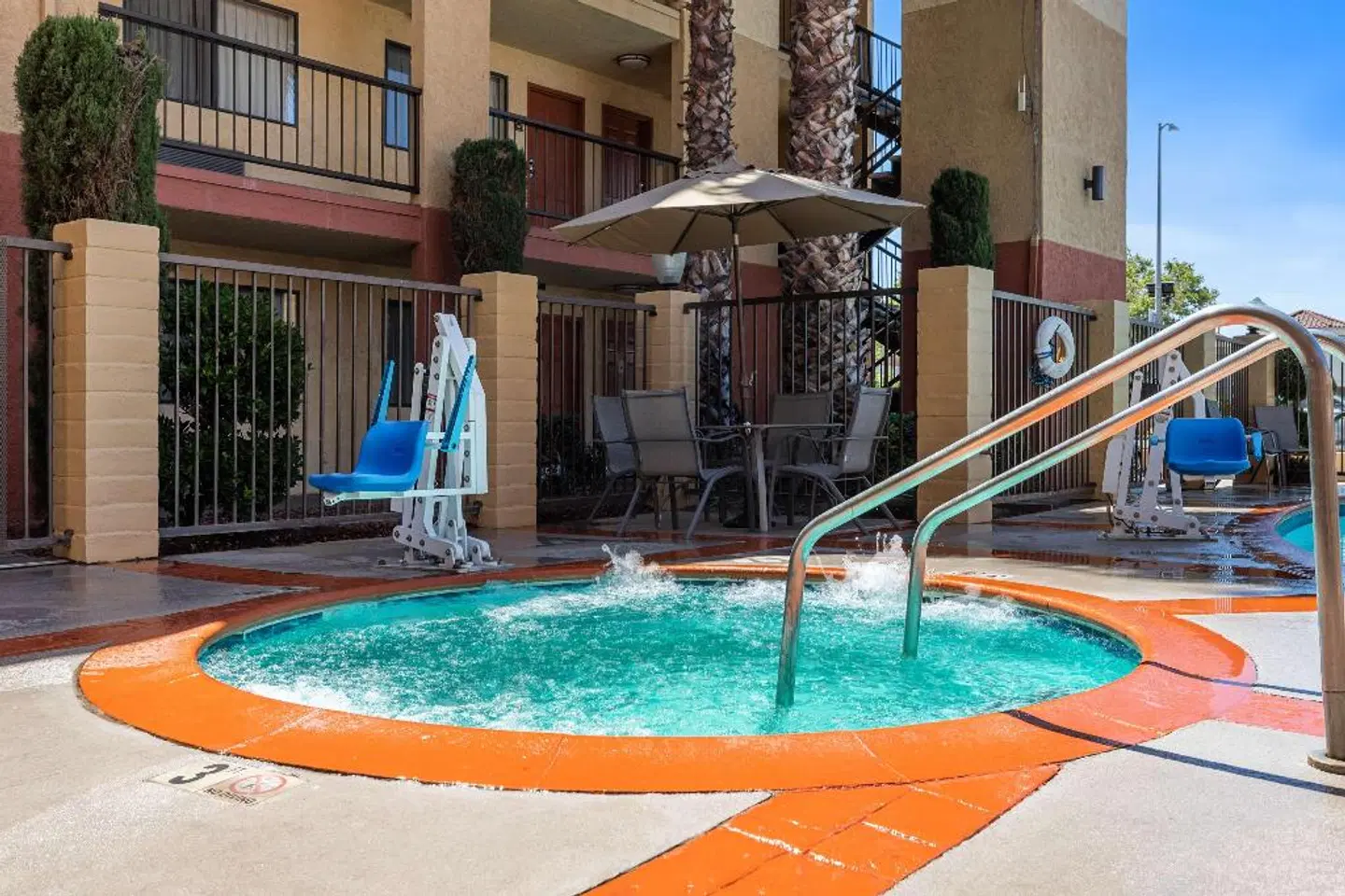 Best Western PLUS Executive Inn and Suites INDOOR_POOL