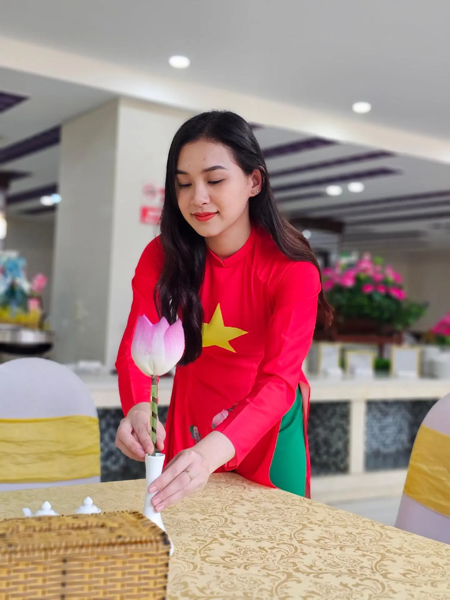 Sao Mai Hotel PEOPLE