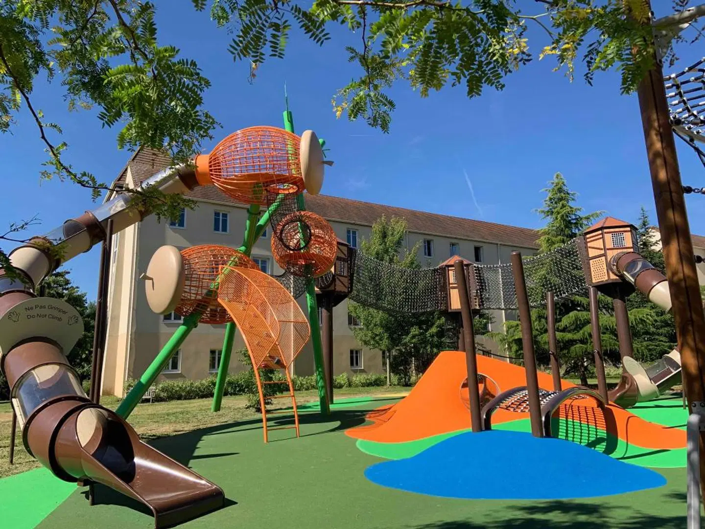 Explorers Hotel at Disneyland Paris SPORTS_AND_LEISURE