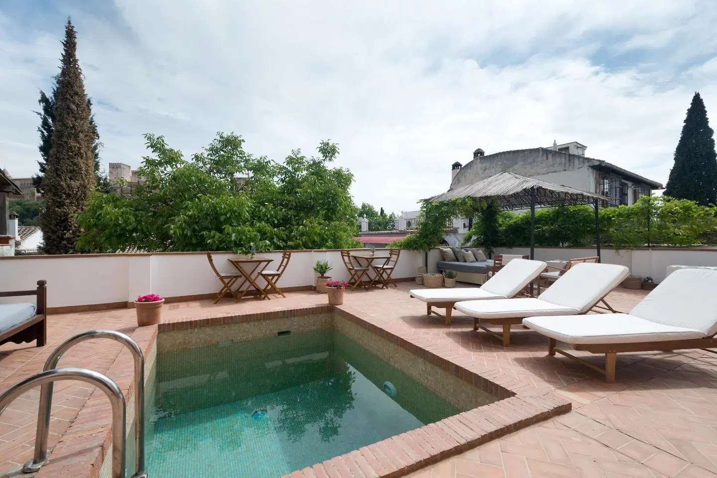 Casa Bombo OUTDOOR_POOL