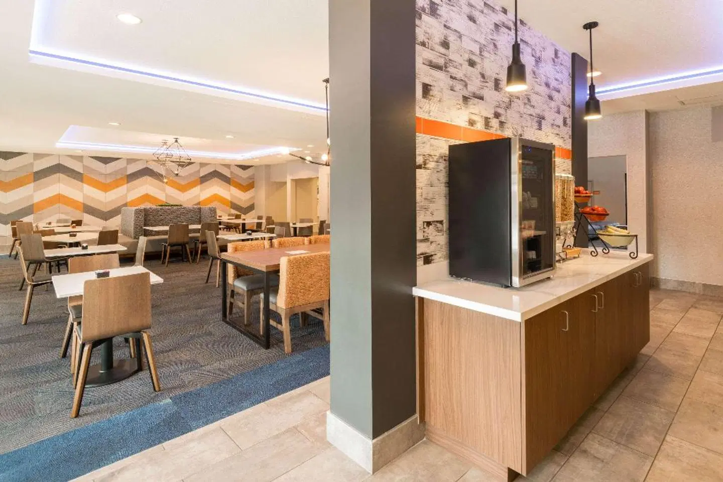 La Quinta Inn & Suites by Wyndham Las Vegas Airport South RESTAURANT