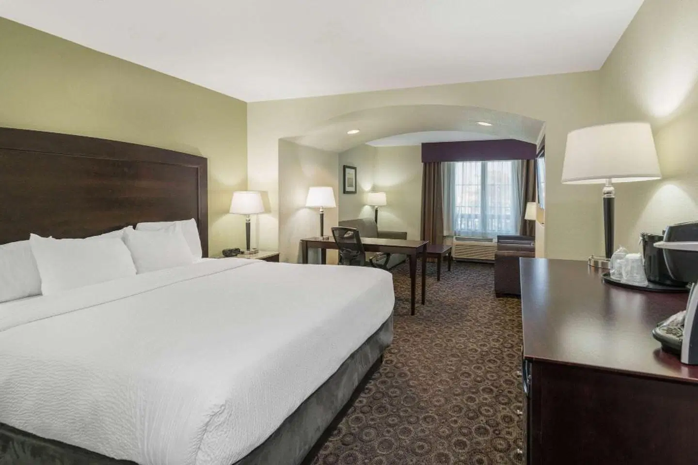 La Quinta Inn & Suites by Wyndham Las Vegas Airport South ROOM_EXAMPLE