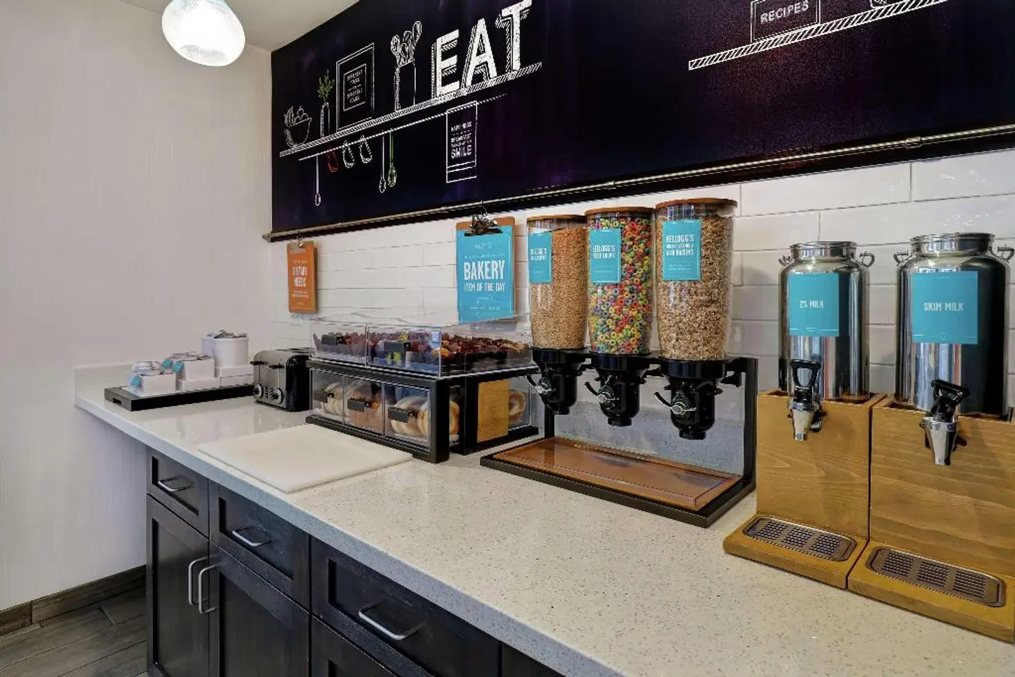 Hampton Inn Turlock BAR