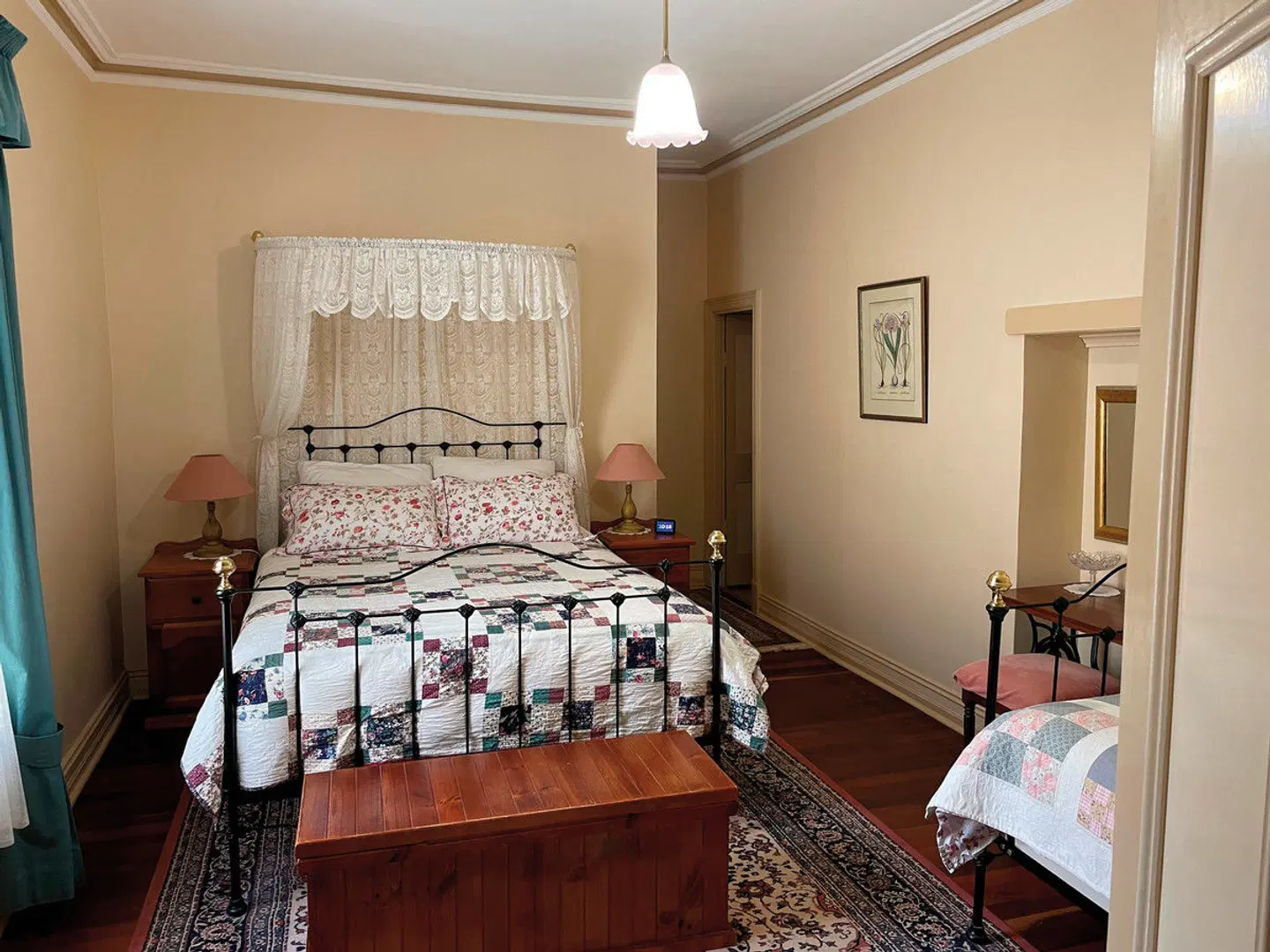 Robe House ROOM_EXAMPLE