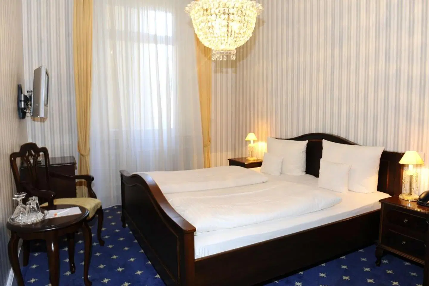 HELIOPARK Bad Hotel zum Hirsch ROOM_EXAMPLE