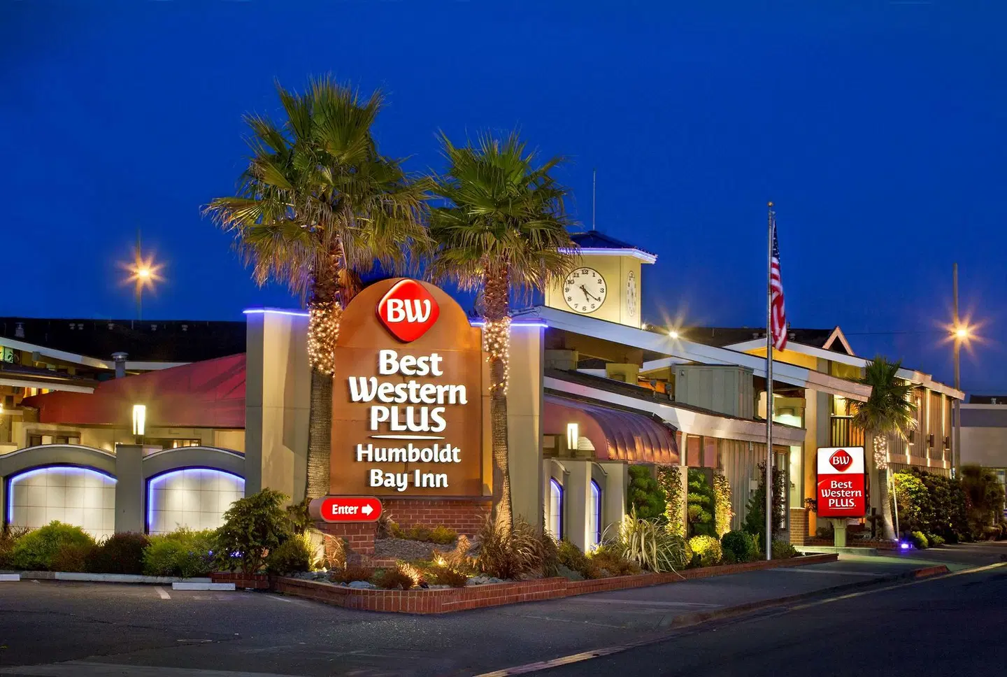 Best Western Plus Humboldt Bay Inn EXTERIOR