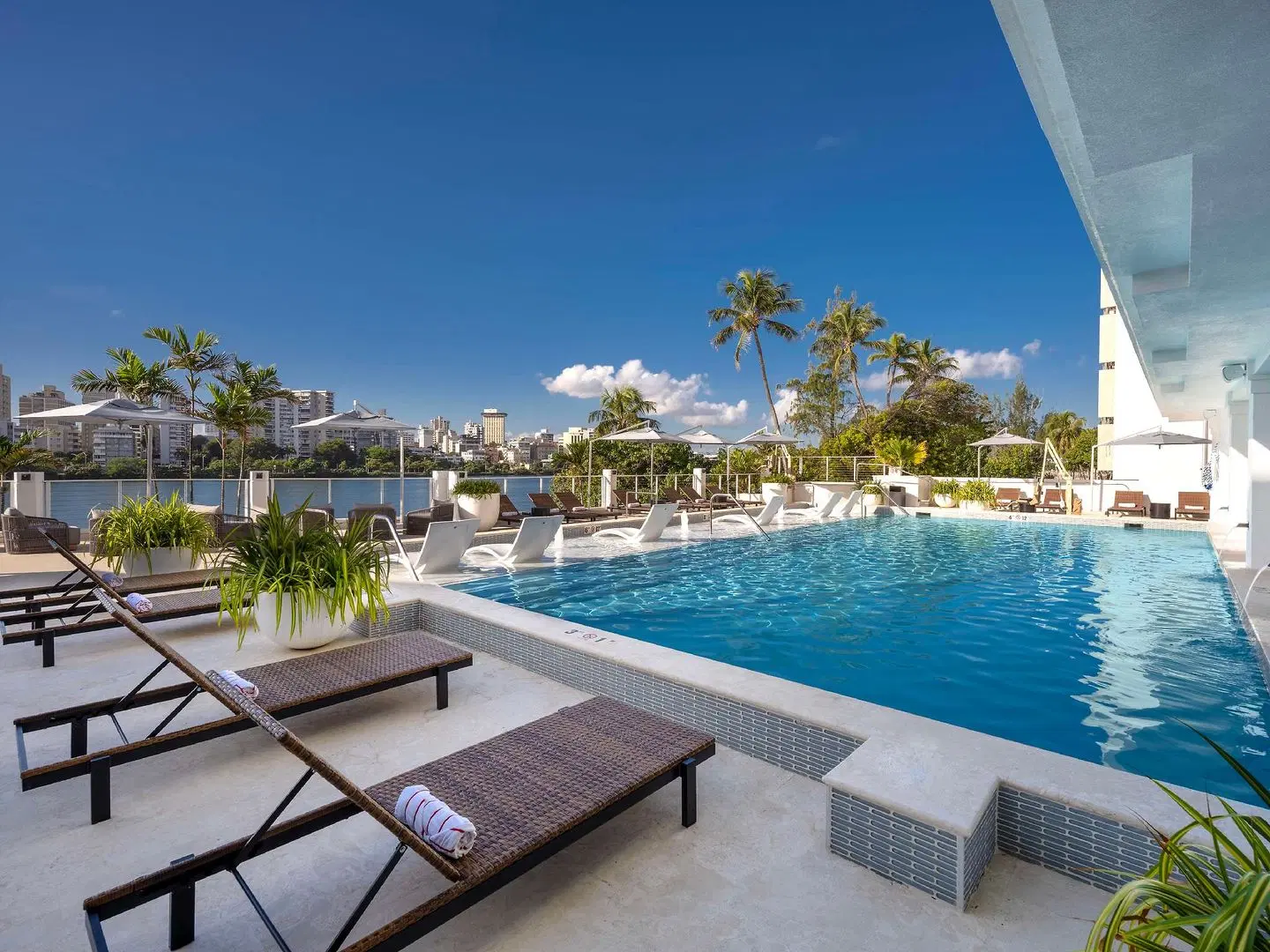 Hilton Garden Inn San Juan Condado OUTDOOR_POOL