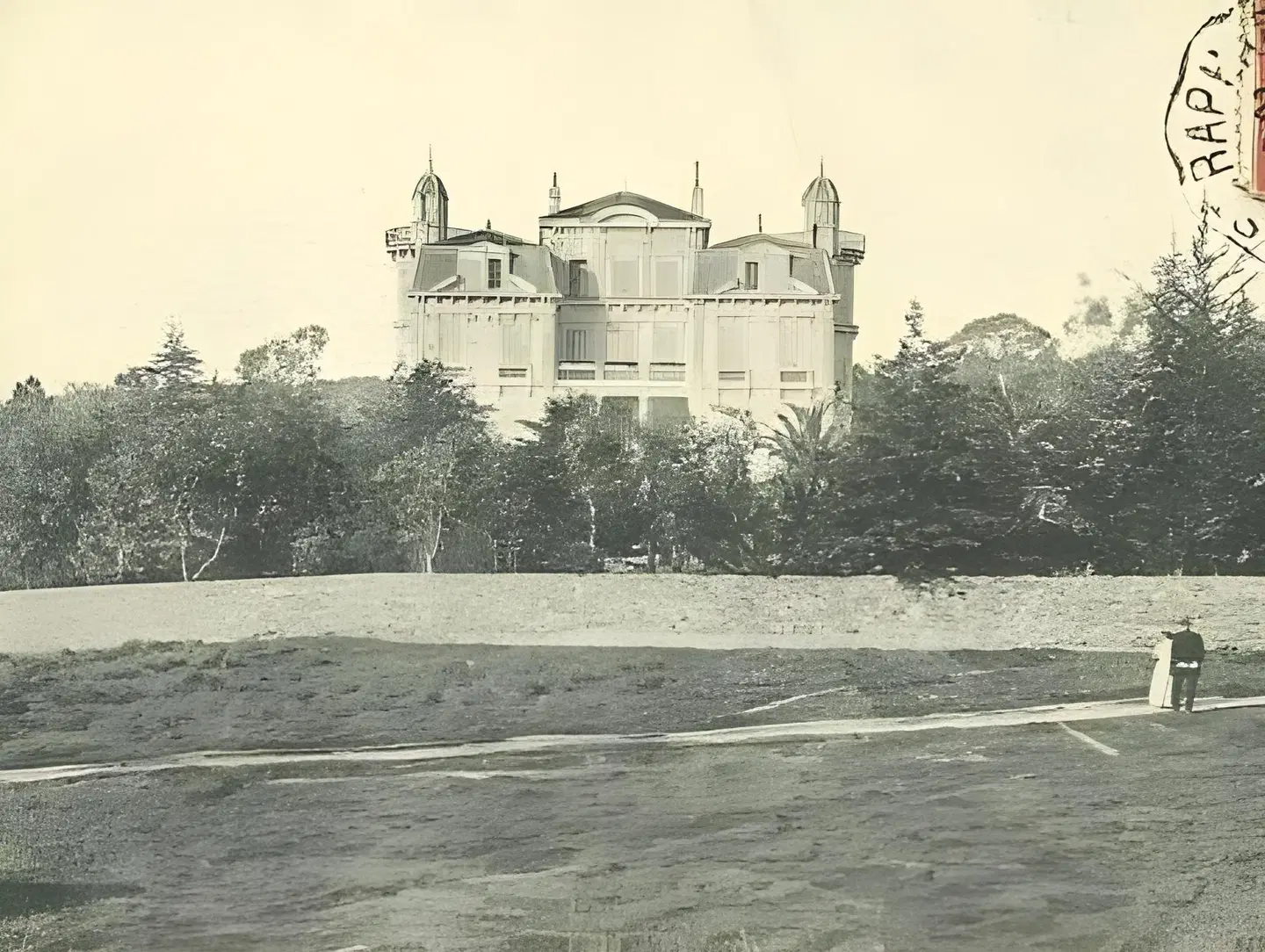 Hotel Les Tourelles SPORTS_AND_LEISURE