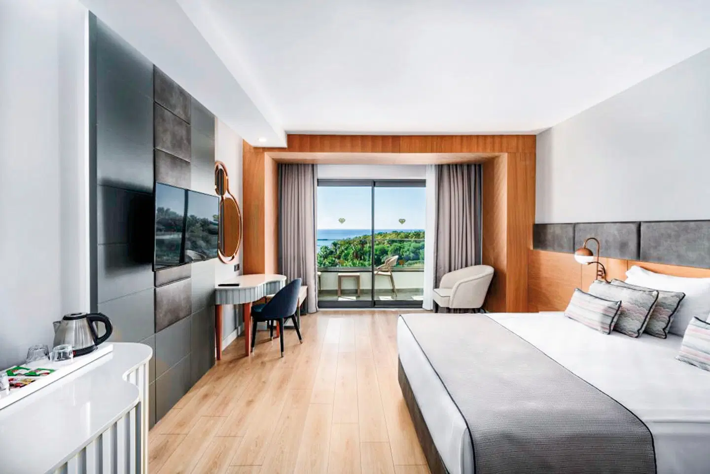 Diamond De Luxe Hotel & Spa ROOM_EXAMPLE