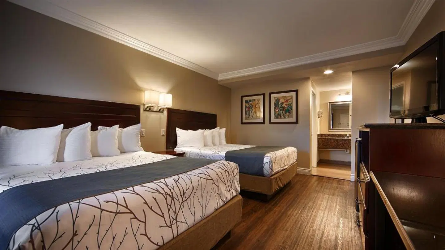 Best Western Woodland Hills Inn ROOM_EXAMPLE