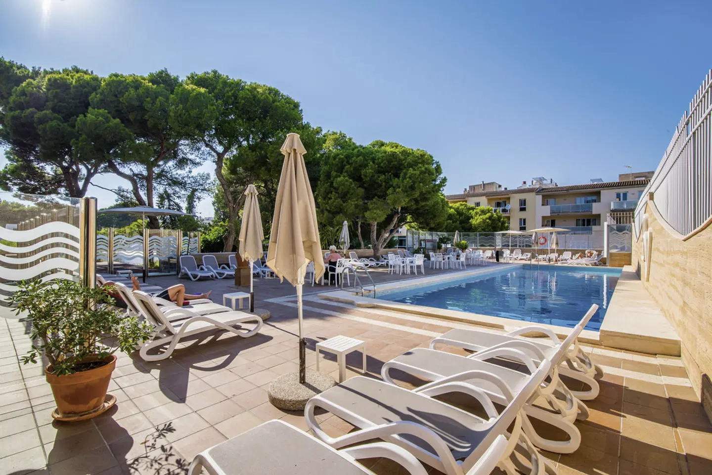 Baviera OUTDOOR_POOL