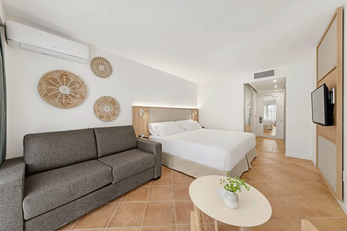 Occidental Cala Viñas ROOM_EXAMPLE