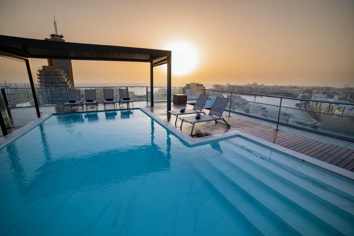 Mercure Hotel St. Julian's Hallenbad