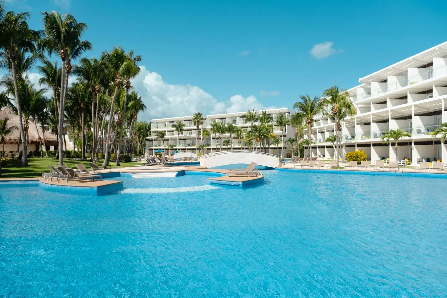 Iberostar Selection Riviera Cancun OUTDOOR_POOL