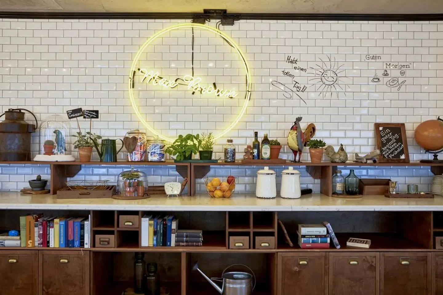 Max Brown Midtown BAR