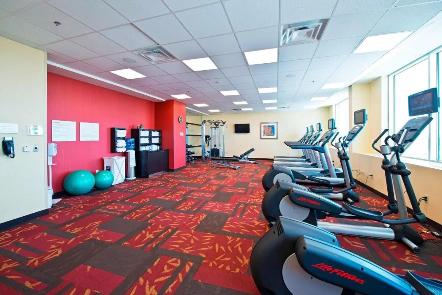 Courtyard by Marriott Ottawa East SPORTS_AND_LEISURE