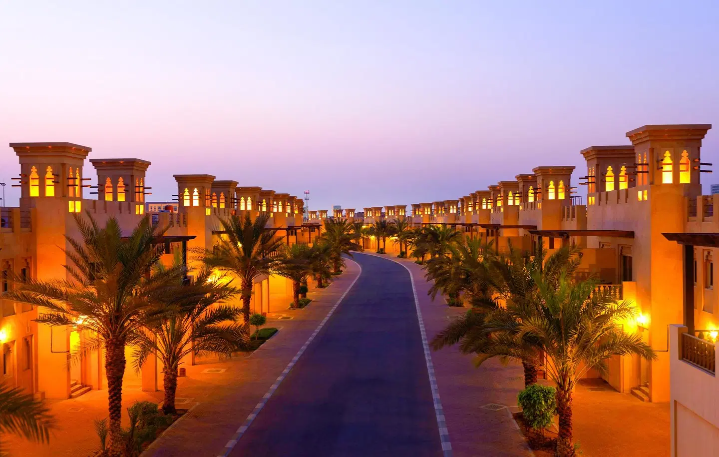 Al Hamra Village Hotel EXTERIOR