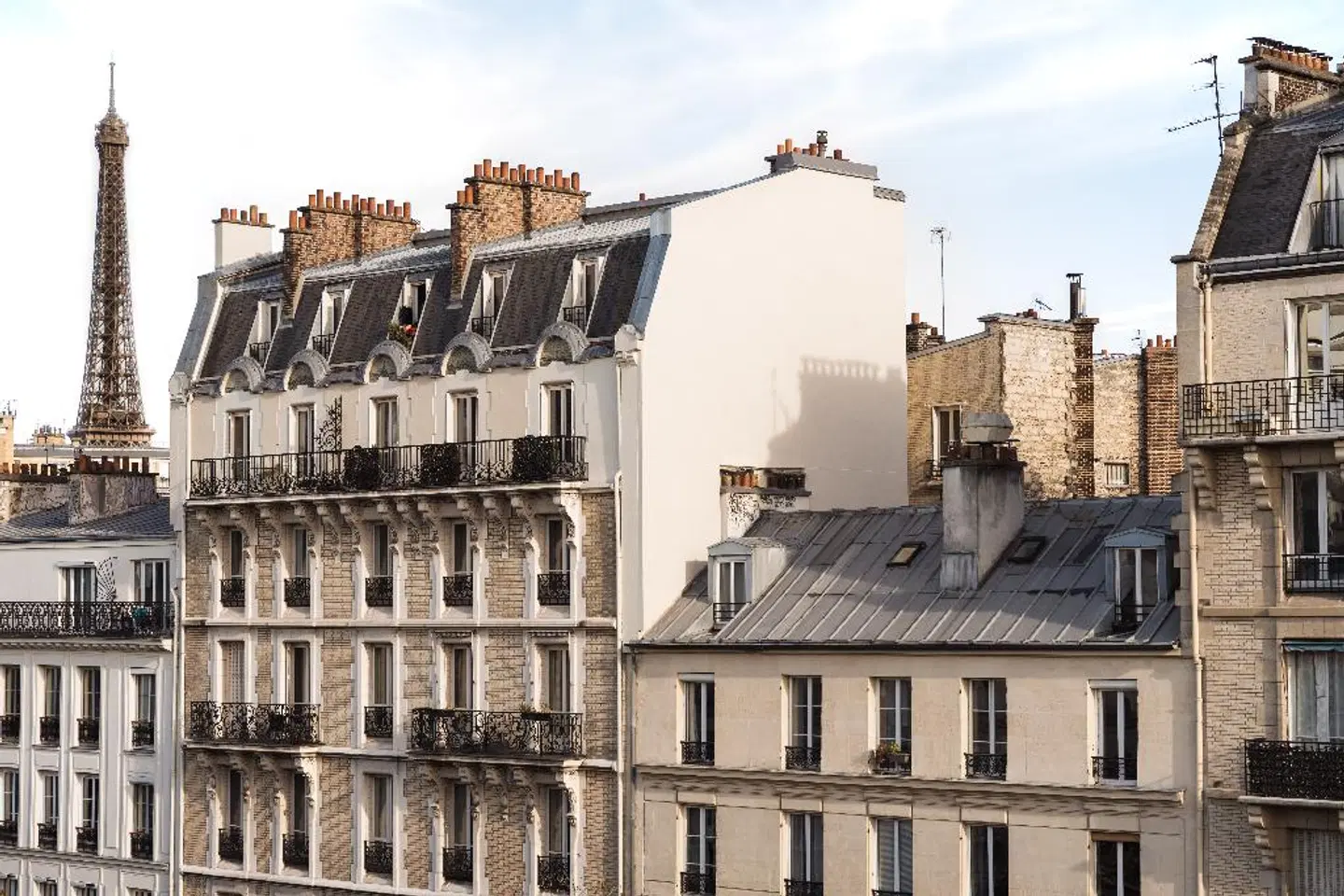 Eiffel Segur EXTERIOR