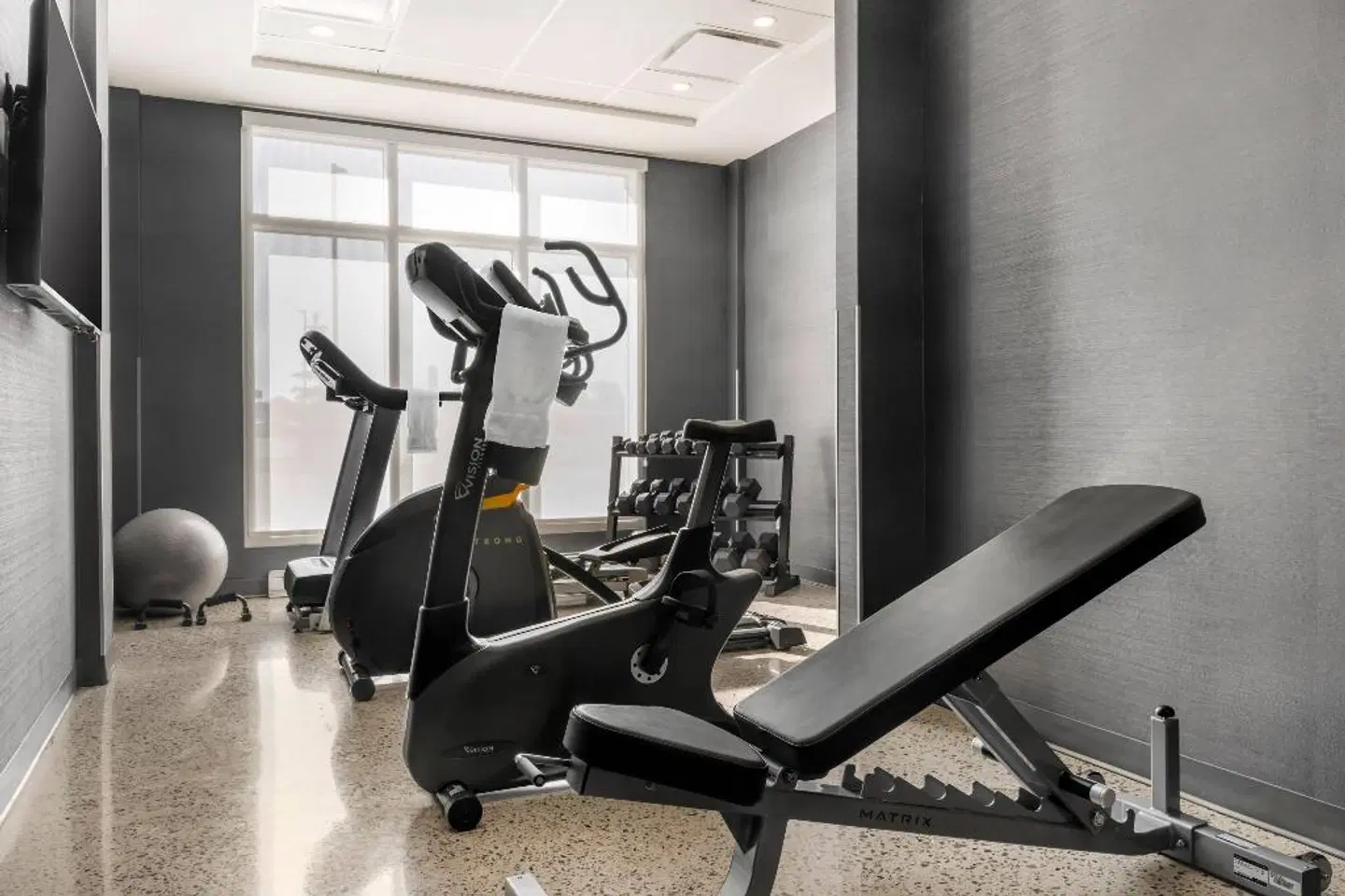 Quality Inn & Suites SPORTS_AND_LEISURE