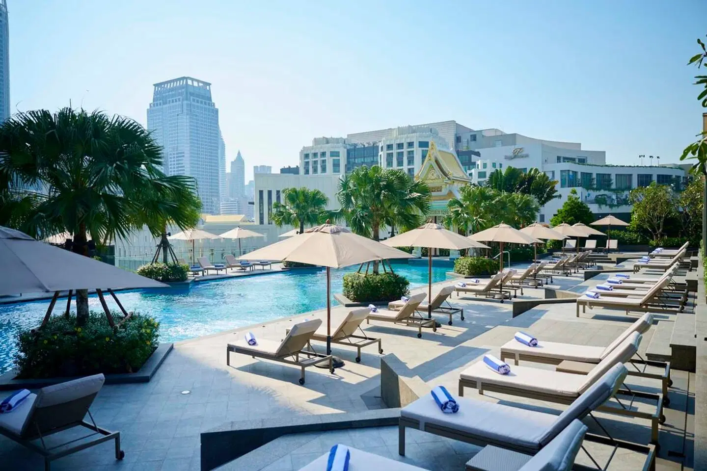 Chatrium Grand Bangkok OUTDOOR_POOL