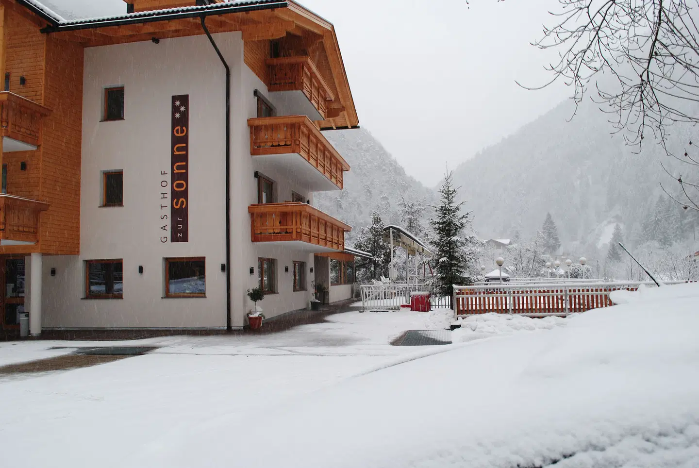 Gasthof Zur Sonne EXTERIOR