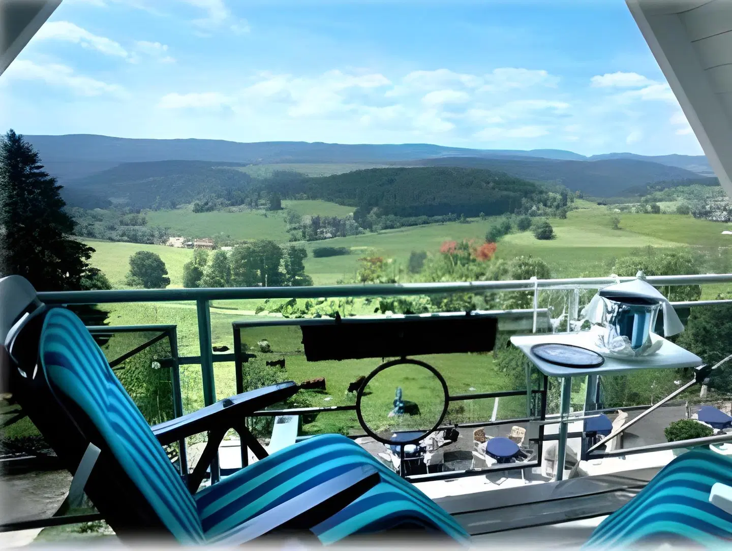 JUFA Hotel Schwarzwald Terrasse