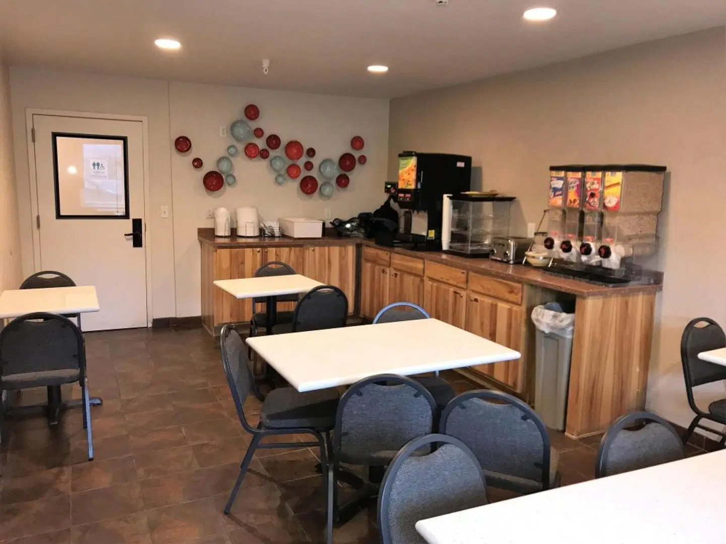 Ramada by Wyndham Draper LOUNGE_LOBBY