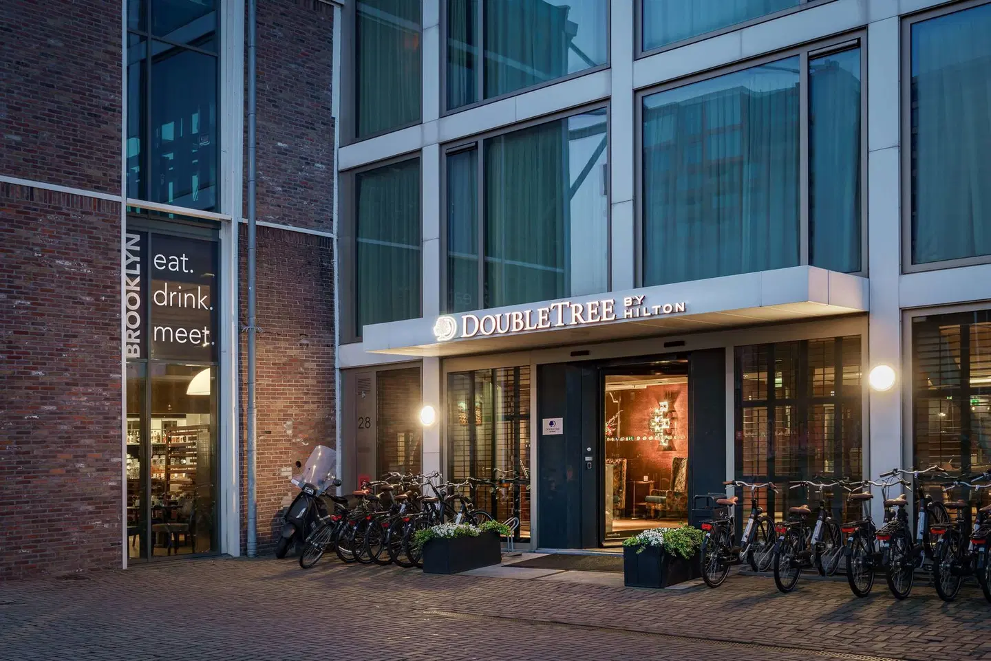 DoubleTree by Hilton Hotel Amsterdam - NDSM Wharf EXTERIOR